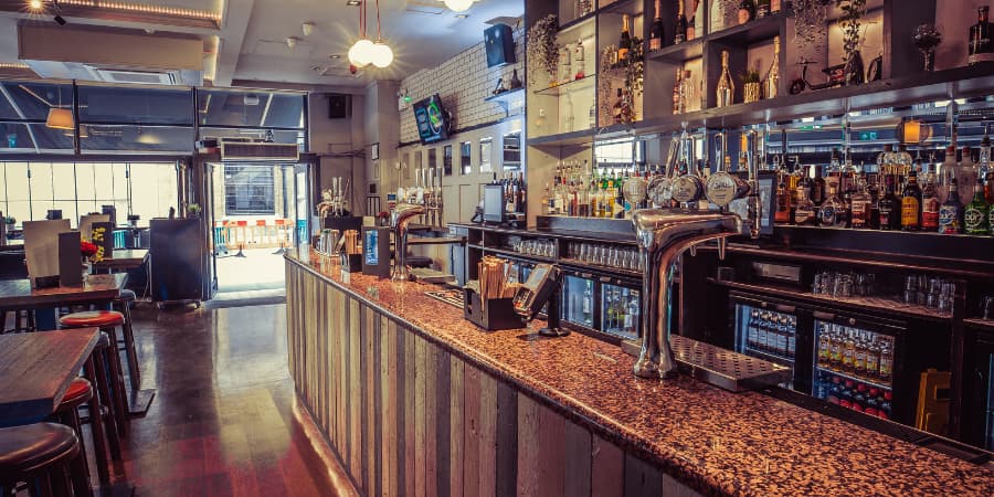 Cocktail Bar & Taps